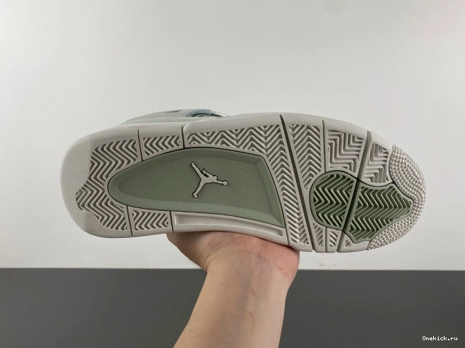 One Kick Jordan HV0823-003 (W) Seafoam 4 Air 0815